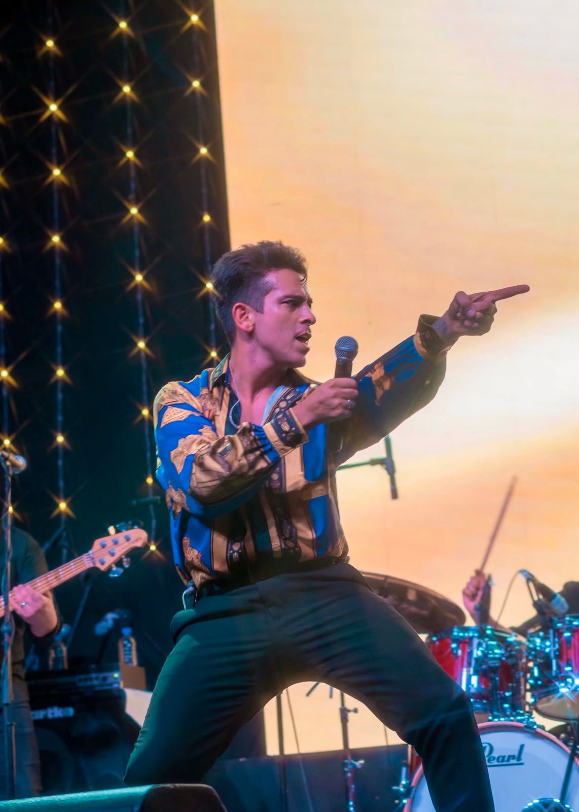 Osornino Ricky Santos trae laureado homenaje al Sol de México a Dreams