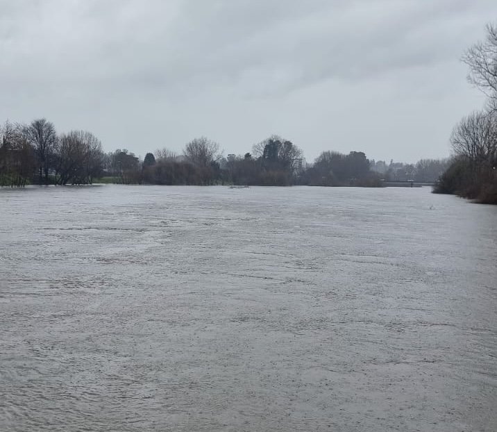 Senapred activa Alerta de Emergencia por crecida de los ríos Rahue y Damas en Osorno