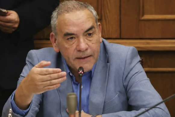Senado llama a respetar el debido proceso en caso que involucra a Fidel Espinoza