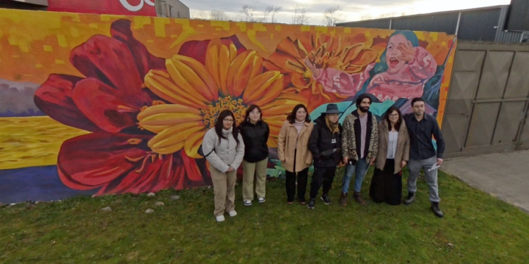 Esta tarde se dio el cierre al proyecto “Arte es vida”, taller de mosaico y muralismo financiado por el fondo comunidad del Gobierno Regional de Los Lagos