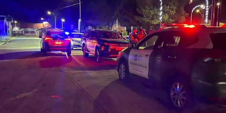 Vecinos de Frutillar exigen mayor seguridad tras nuevo ataque con fuegos artificiales que dañó tendido eléctrico