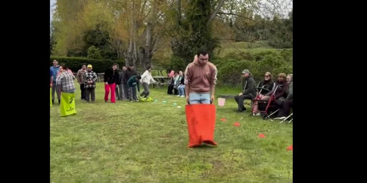 Agrupaciones inclusivas participan en actividad recreativa y cultural de Fiestas Patrias en Frutillar