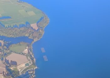 Salmonicultores responden al alcalde de Frutillar por reunión para salida de Lago Llanquihue