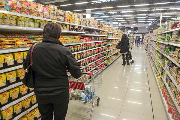 Semana Santa: supermercados y malls funcionarán con horarios especiales este Viernes Santo