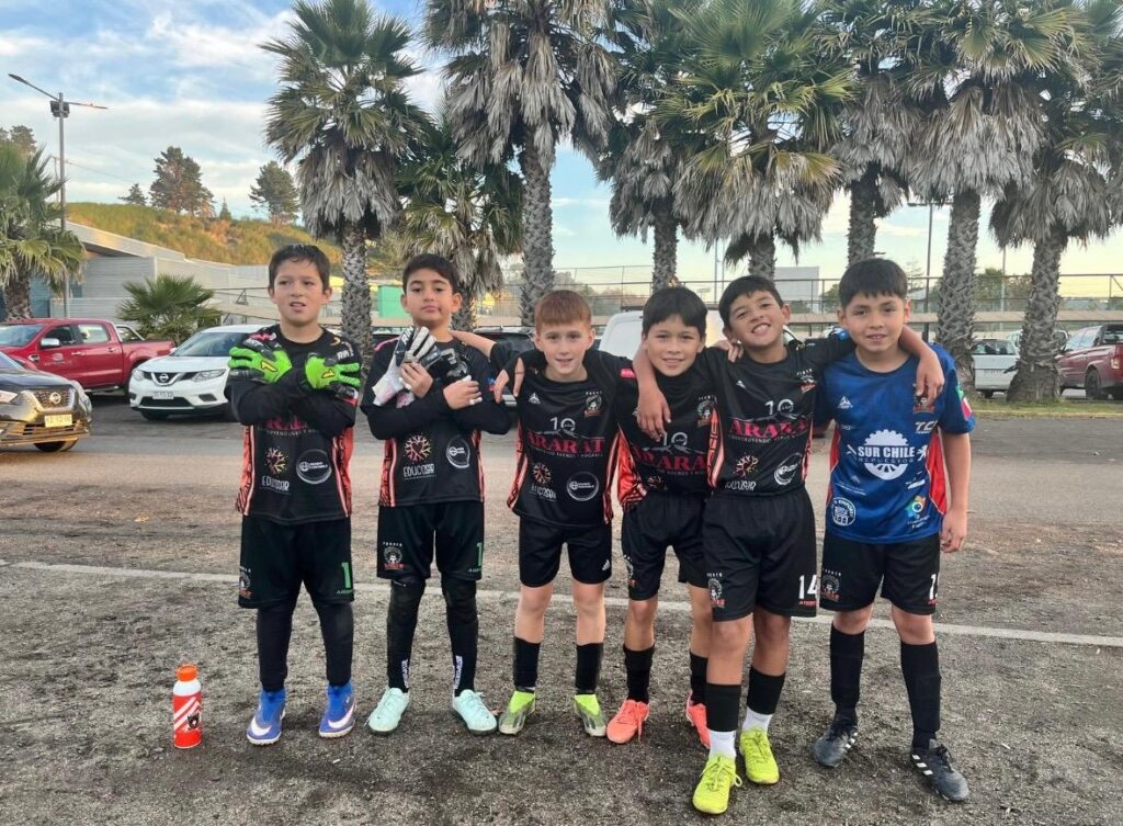 Jóvenes talentos de Frutillar viajan a entrenar con Huachipato en Talcahuano